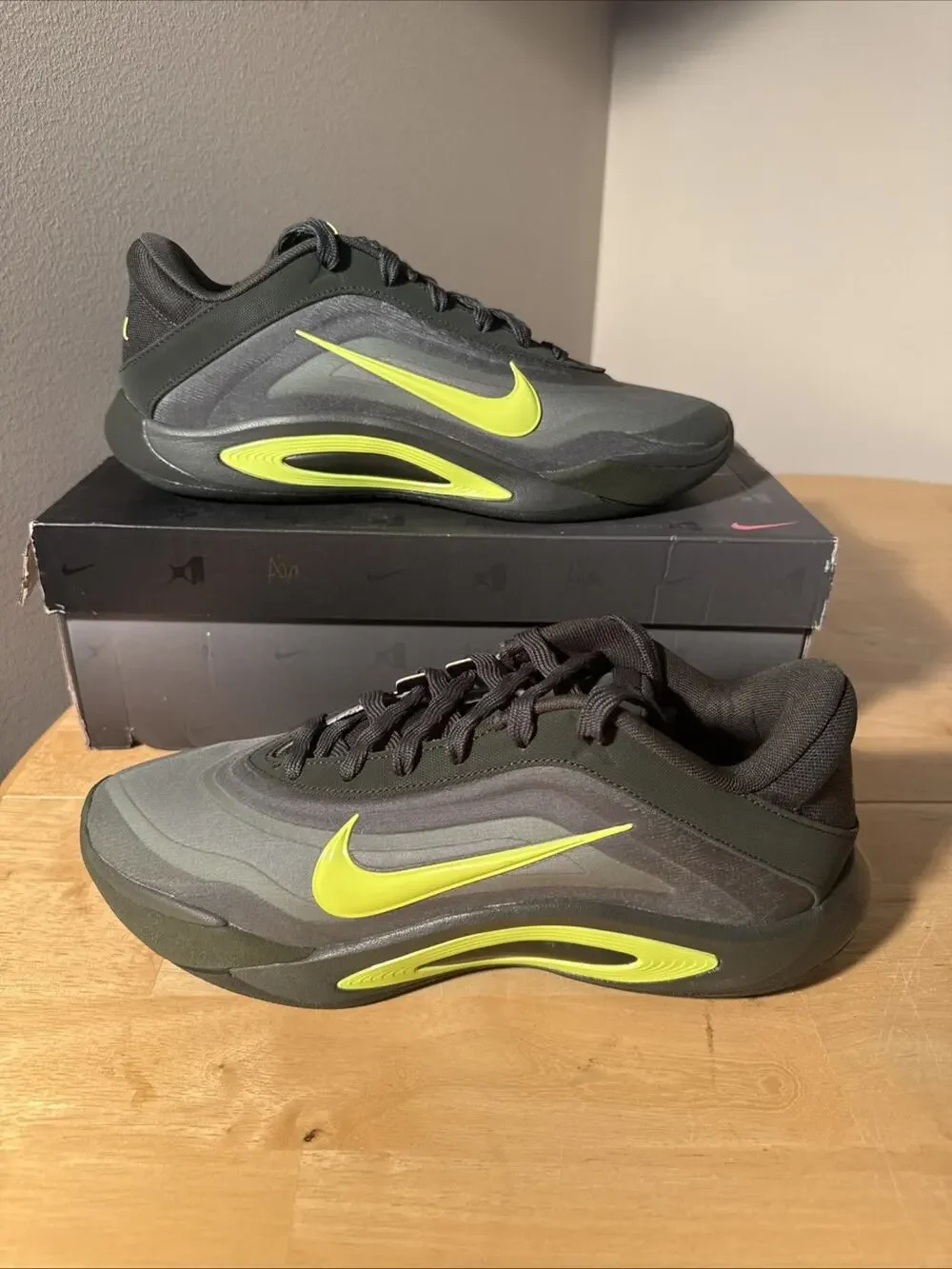 Size 9.5 - Nike A'One Sequoia W - FZ8605-301